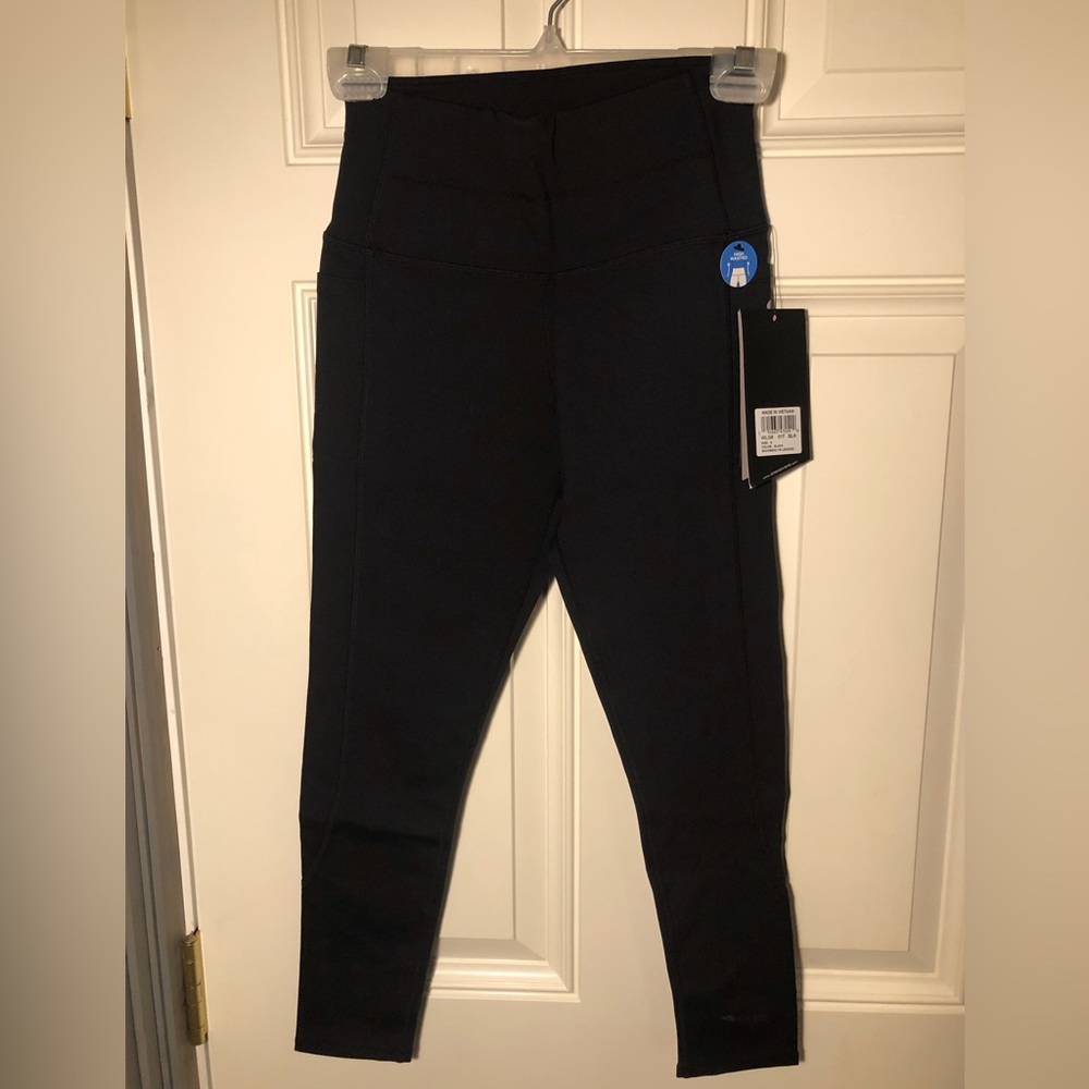 Skechers Performance Leggings. Size S. Brand new with tags.